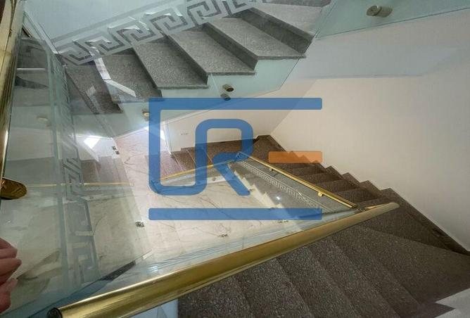 7988693 - صورة العقار 3