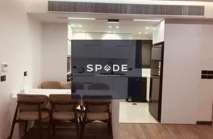 Apartment - 2 Bedrooms - 2 Bathrooms for sale in Lake View Residence - 5th Settlement Compounds - The 5th Settlement - New Cairo City - Cairo