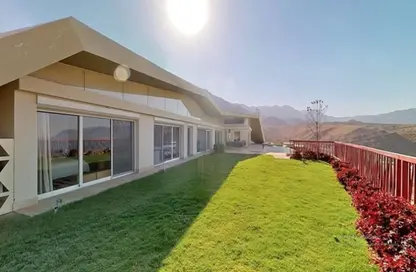 Villa - 4 Bedrooms - 3 Bathrooms for sale in IL Monte Galala - Al Ain Al Sokhna - Suez