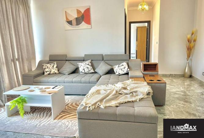 8093968 - Property Image 2