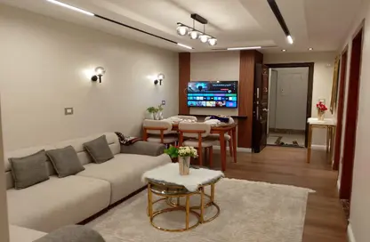 Apartment - 2 Bedrooms - 2 Bathrooms for rent in Mosadak St. - Dokki - Giza