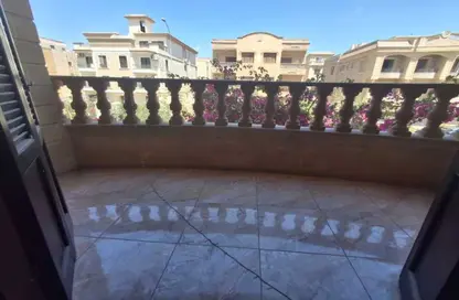 Apartment - 5 Bedrooms - 3 Bathrooms for rent in West Somid Road - West Somid - 6 October City - Giza