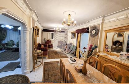 Apartment - 3 Bedrooms - 1 Bathroom for sale in Hasabou St. - Moharam Bek - Hay Wasat - Alexandria