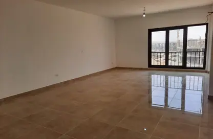 شقة - 4 غرف نوم - 4 حمامات للايجار في مون ريزيدنس - فيفث سكوير - التجمع الخامس - مدينة القاهرة الجديدة - القاهرة