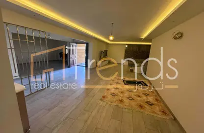 شقة - 3 غرف نوم - 3 حمامات للبيع في شارع رقم 29 - الحي الثاني - التجمع الخامس - مدينة القاهرة الجديدة - القاهرة