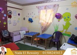 شقة - 7 غرف نوم - 2 حمامات for للبيع in شارع أبو بكر الصديق - محرم بك - حي شرق - الاسكندرية