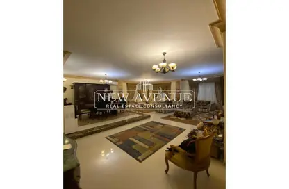 Apartment - 3 Bedrooms - 3 Bathrooms for sale in 1st Settlement Post office St. - The 1st Settlement - New Cairo City - Cairo