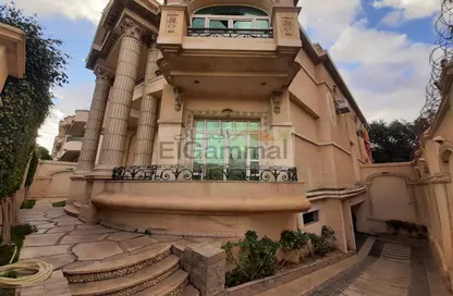 Villa - 5 Bedrooms - 5 Bathrooms for sale in Al Shouyfat - 5th Settlement Compounds - The 5th Settlement - New Cairo City - Cairo