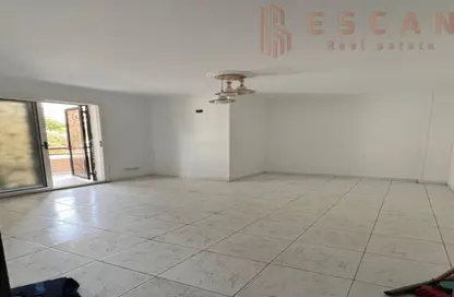 شقة - 2 غرف نوم - 1 حمام للايجار في شارع عمر بن الخطاب - الرحاب المرحلة الرابعة - الرحاب - مدينة القاهرة الجديدة - القاهرة شقة - 2 غرف نوم - 1 حمام للايجار في شارع عمر بن الخطاب - الرحاب المرحلة الرابعة - الرحاب - مدينة القاهرة الجديدة - القاهرة