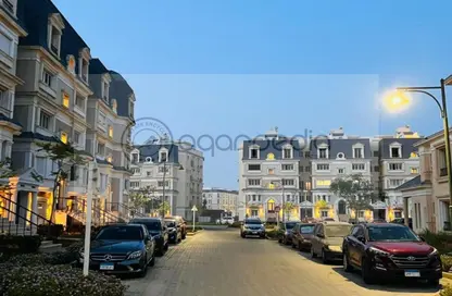 Penthouse - 3 Bedrooms - 2 Bathrooms for sale in Mountain View Hyde Park - 5th Settlement Compounds - The 5th Settlement - New Cairo City - Cairo