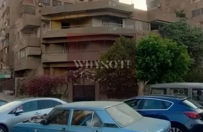 فيلا - 8 غرف نوم - 8 حمامات للبيع في مصر الجديدة - القاهرة