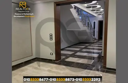فيلا - 5 غرف نوم - 6 حمامات للبيع في ذا كراون - طريق مصر اسكندرية الصحراوي - مدينة 6 أكتوبر - الجيزة