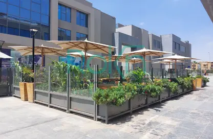 Office Space - Studio - 1 Bathroom for rent in The Lane - 26th of July Corridor - Sheikh Zayed City - Giza