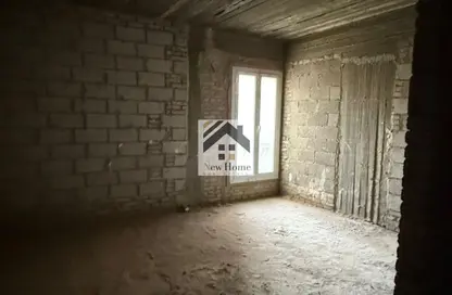 Apartment - 2 Bedrooms - 1 Bathroom for sale in The 1st Settlement - New Cairo City - Cairo