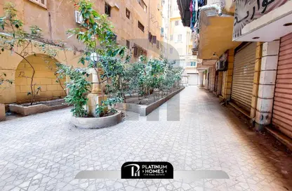 Apartment - 2 Bedrooms - 1 Bathroom for sale in Al Nasr St. - Smouha - Hay Sharq - Alexandria