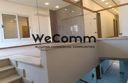 مساحات مكتبية - استوديو - 2 حمامات للايجار في شارع الشباب - الحي السابع عشر - الشيخ زايد - الجيزة