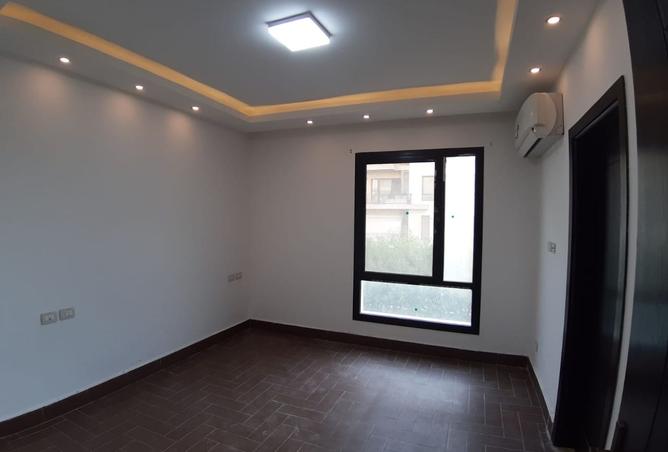 8378842 - Property Image 2