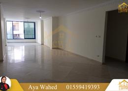 Apartment - 3 bedrooms - 3 bathrooms for للايجار in Mohammed Bek Gebreel St. - Roushdy - Hay Sharq - Alexandria