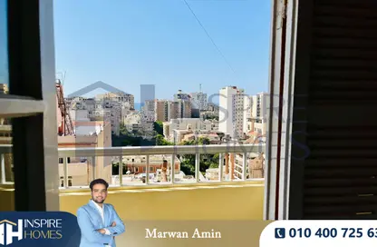 شقة - 2 غرف نوم - 1 حمام للايجار في شارع رشدي - رشدي - حي شرق - الاسكندرية