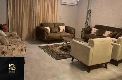 Apartment - 3 Bedrooms - 2 Bathrooms for sale in Heliopolis - Masr El Gedida - Cairo