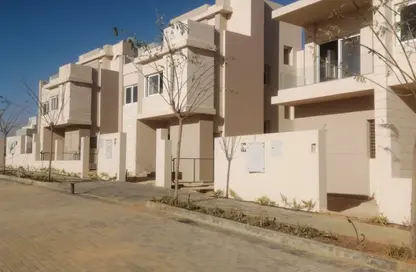 Villa - 5 Bedrooms - 5 Bathrooms for sale in Tawny Hyde Park - 6 October Compounds - 6 October City - Giza