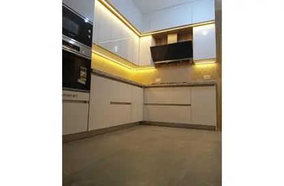 Apartment - 3 Bedrooms - 3 Bathrooms for sale in Moon Residences - Fifth Square - The 5th Settlement - New Cairo City - Cairo