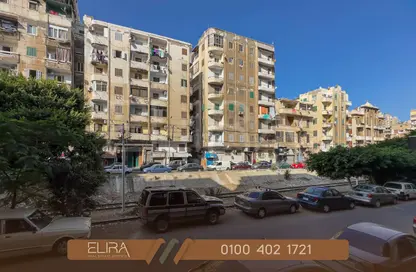 Apartment - 6 Bedrooms - 3 Bathrooms for rent in Cleopatra - Hay Sharq - Alexandria Apartment - 6 Bedrooms - 3 Bathrooms for rent in Cleopatra - Hay Sharq - Alexandria