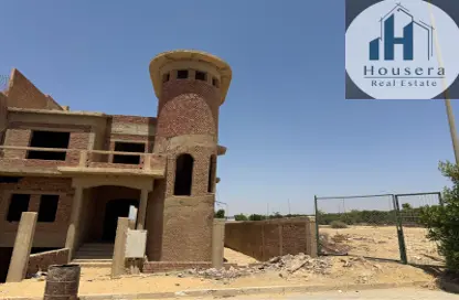 Villa - 7 Bedrooms - 5 Bathrooms for sale in Dream Land St. - Dream Land - Al Wahat Road - 6 October City - Giza