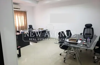 Clinic - Studio - 1 Bathroom for sale in Livelli Mall - North Teseen St. - The 5th Settlement - New Cairo City - Cairo