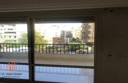 Apartment - 2 Bedrooms - 3 Bathrooms for sale in Al Fawakeh St. - Dokki - Giza
