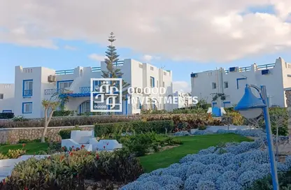 Chalet - 2 Bedrooms - 2 Bathrooms for sale in Mountain View - Ras Al Hekma - North Coast