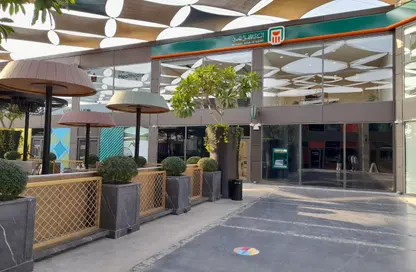 محل تجاري - استوديو - 2 حمامات للايجار في ووك اوف كايرو - كمبوندات الشيخ زايد - الشيخ زايد - الجيزة