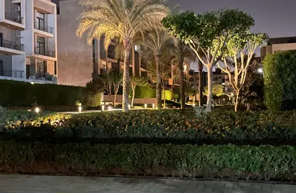 شقة - 2 حمامات للبيع في ساحة الفيلا - فيفث سكوير - التجمع الخامس - مدينة القاهرة الجديدة - القاهرة