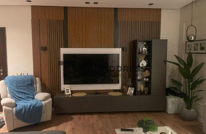 Apartment - 2 Bedrooms - 2 Bathrooms for sale in Palm Hills Village Gate - South Investors Area - New Cairo City - Cairo