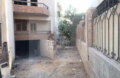 Twin House - 4 Bedrooms - 3 Bathrooms for sale in Al Shorouk Road - 1st Neighborhood - 9th District - Shorouk City - Cairo