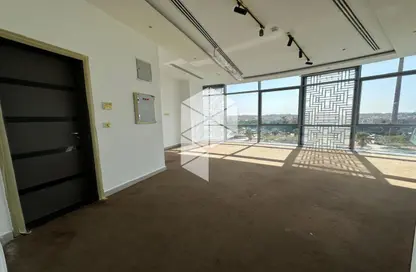 مساحات مكتبية - استوديو - 1 حمام للبيع في شارع ال ٩٠ الجنوبي - شارع التسعين الجنوبي - التجمع الخامس - مدينة القاهرة الجديدة - القاهرة