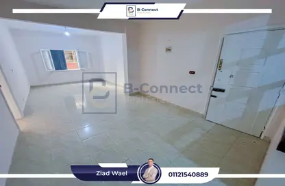 شقة - 3 غرف نوم - 2 حمامات للبيع في سابا باشا - حي شرق - الاسكندرية