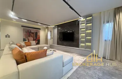 Twin House - 4 Bedrooms - 4 Bathrooms for rent in Mivida - 5th Settlement Compounds - The 5th Settlement - New Cairo City - Cairo