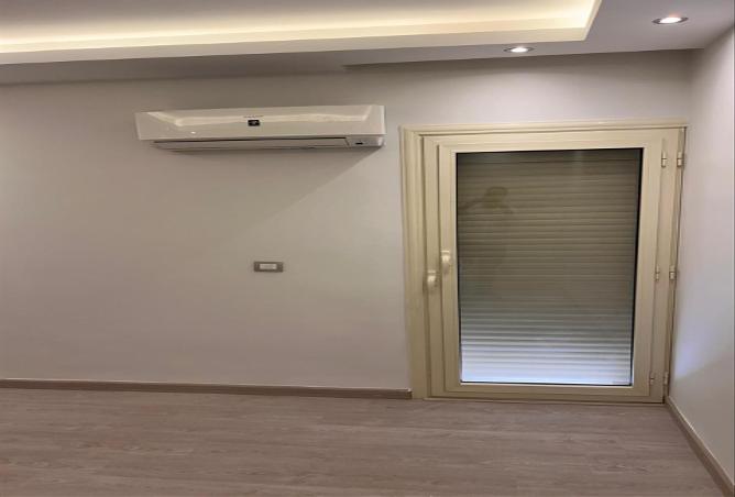 8547560 - Property Image 3