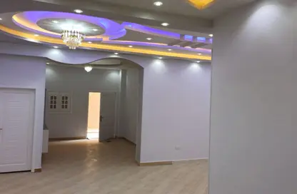 Apartment - 3 Bedrooms - 2 Bathrooms for rent in South Investors Area - New Cairo City - Cairo