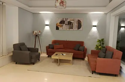 شقة - 2 غرف نوم - 2 حمامات للايجار في ذا فيلدج - المستثمرين الجنوبية - مدينة القاهرة الجديدة - القاهرة