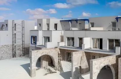 Chalet - 2 Bedrooms - 2 Bathrooms for sale in Naia bay - Ras Al Hekma - North Coast