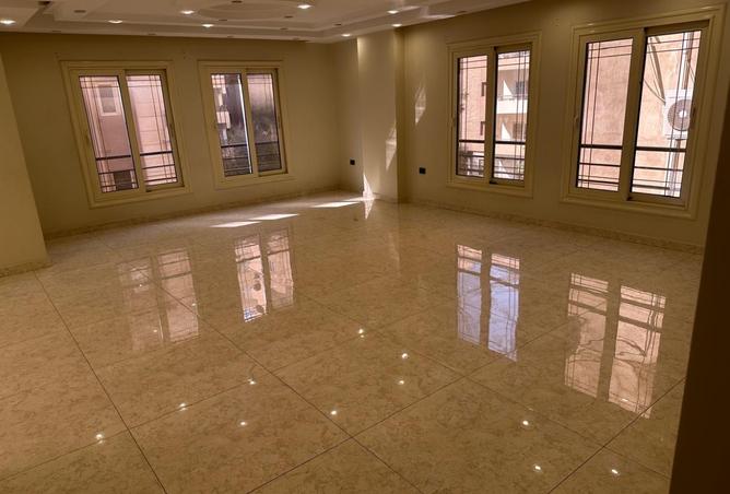 7995846 - Property Main Image