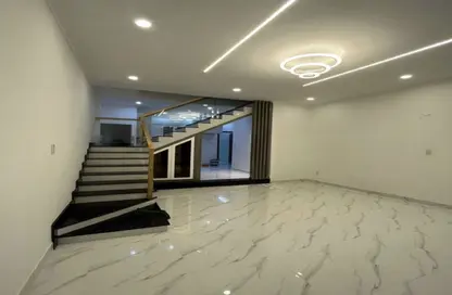 فيلا - 5 غرف نوم - 4 حمامات للبيع في رويال سيتي - كمبوندات الشيخ زايد - الشيخ زايد - الجيزة