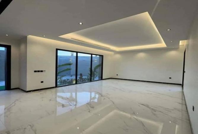 8351192 - Property Main Image