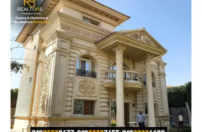 Villa - 4 Bedrooms - 4 Bathrooms for sale in Royal City - Sheikh Zayed Compounds - Sheikh Zayed City - Giza