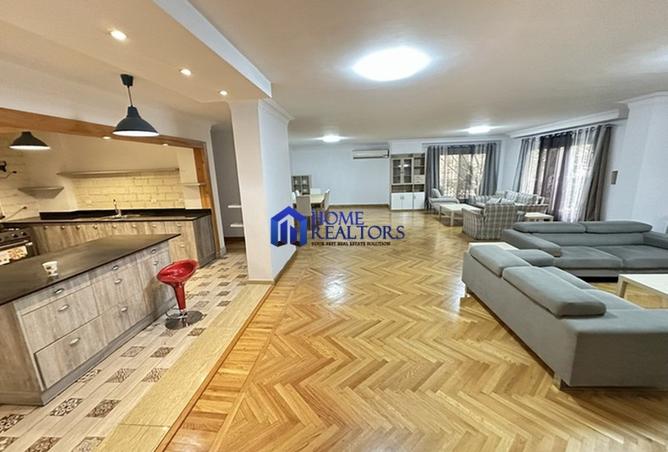 8334881 - Property Image 2