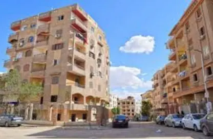 Apartment - 1 Bedroom - 1 Bathroom for sale in 3rd District - Sheikh Zayed City - Giza