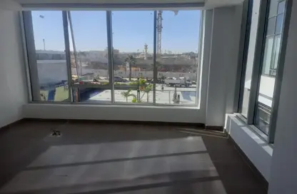 عيادة - استوديو - 1 حمام للايجار في أجورا كوميرشيال كومبلكس - كمبوندات التجمع الخامس - التجمع الخامس - مدينة القاهرة الجديدة - القاهرة