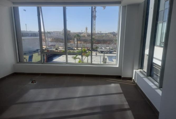 8175921 - Property Main Image